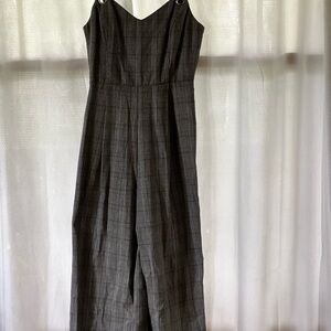 AUW Gray Black and Red Jumpsuit with Classic Wide-Leg Design